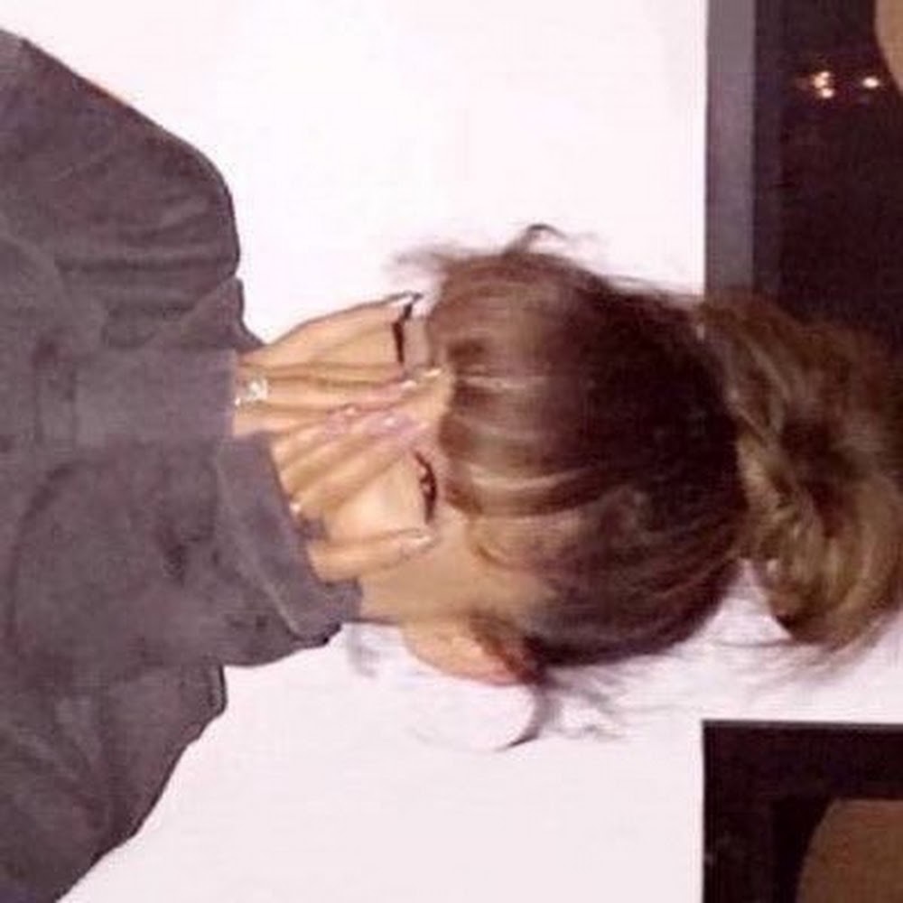 Meet your Posher, Elise